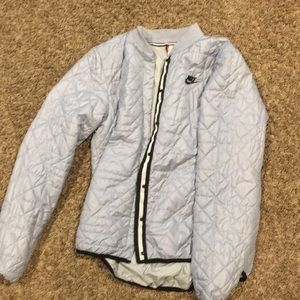 Woman’s Nike light weight jacket